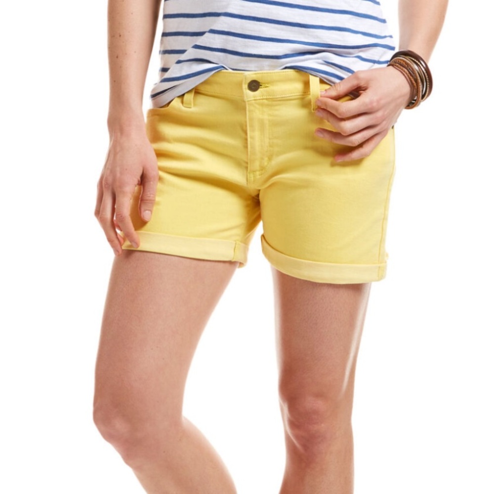 Vineyard Vines Women’s Colored Denim Shorts size 10